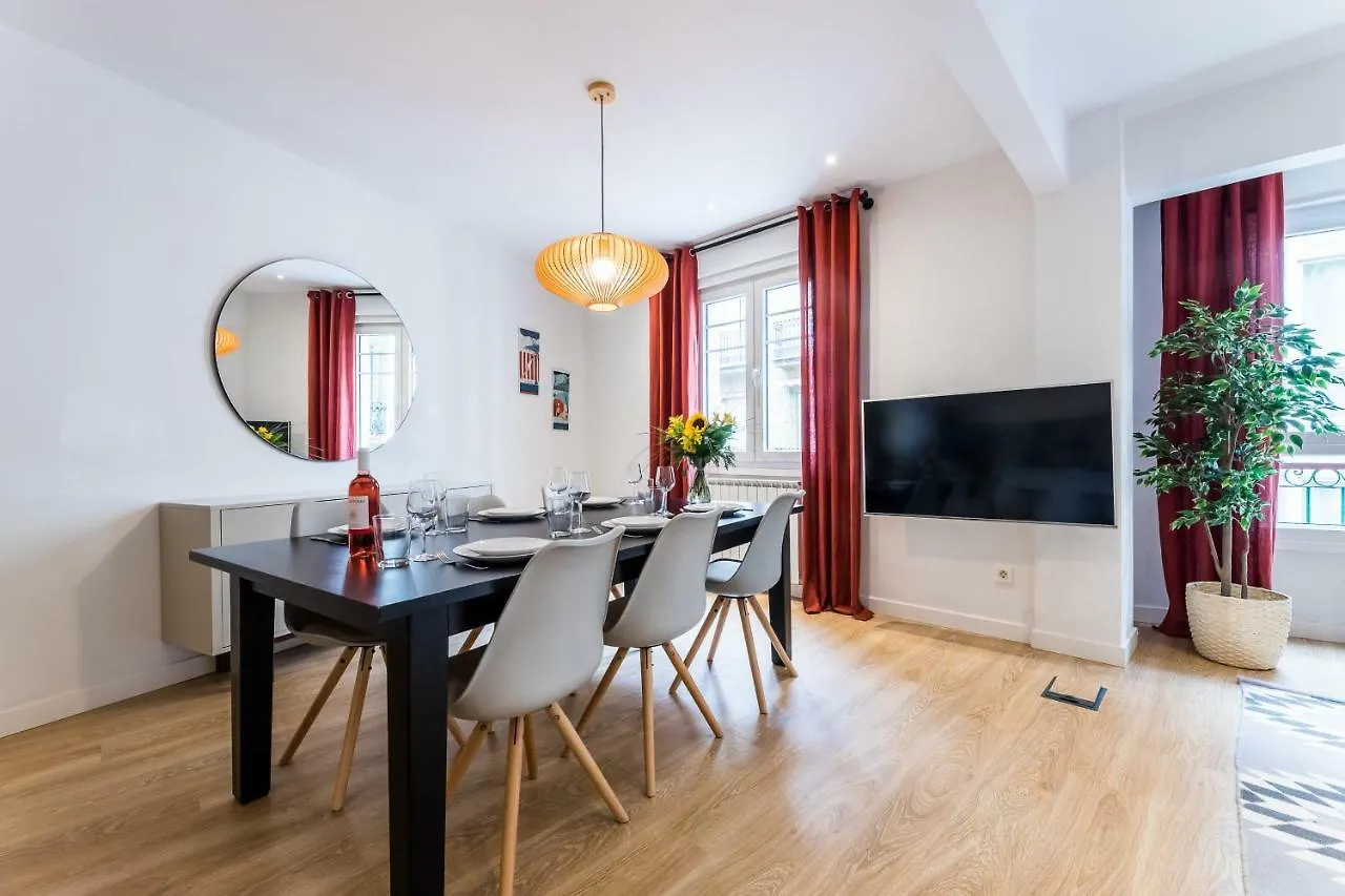 Marina By Sweet Home San Sebastian Apartment